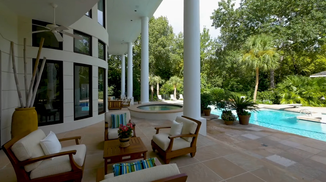 38 Interior Design Photos vs. 324 Buckingham Dr, Houston, TX Luxury Mansion Tour