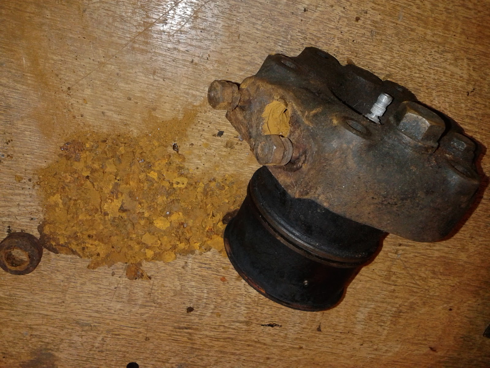 The Historic Engine Co. Ltd: Daimler Sleeve Valve Assessment