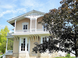 Bellefonte house