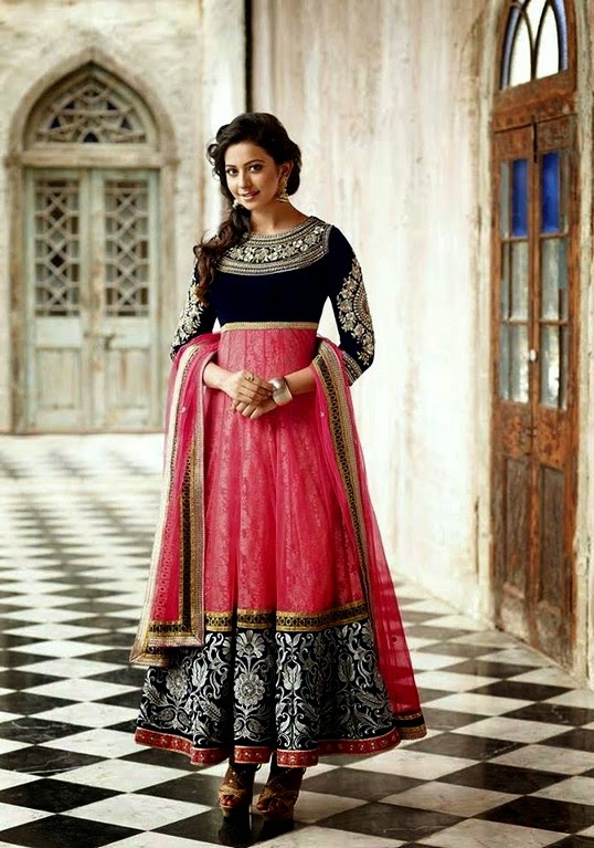 shraddha kapoor in anarkali suit