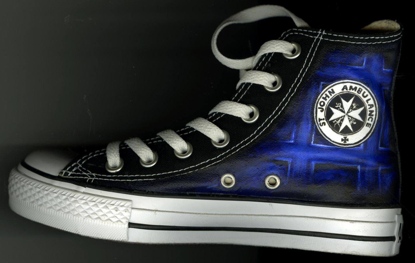 tardis converse all stars
