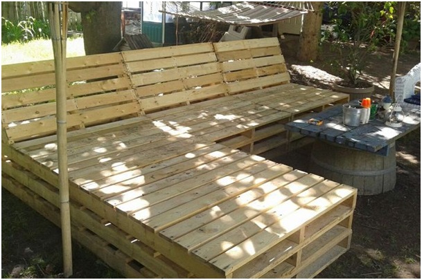 Paletlerden Koltuk Yapımı | En iyi Hediye Fikirleri