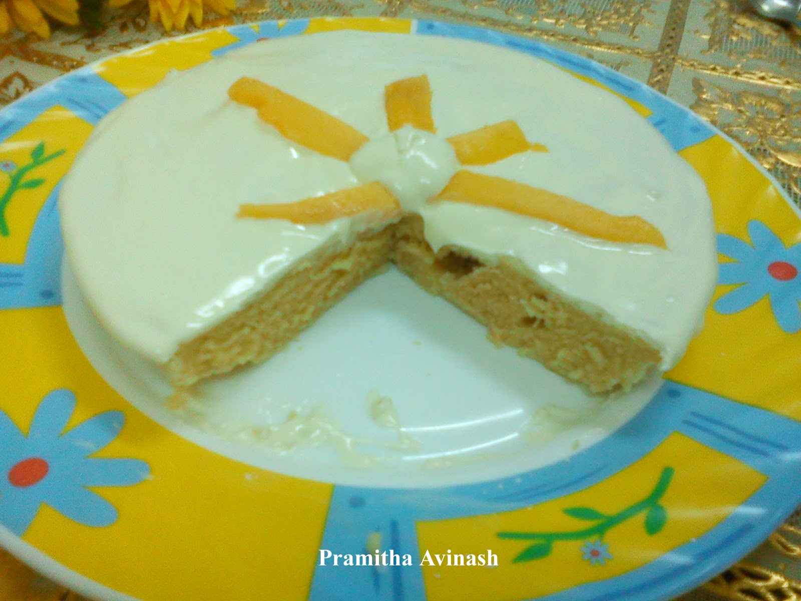Pramitha Love Cooking!!!!! Eggless vanilla sponge cake in microwave