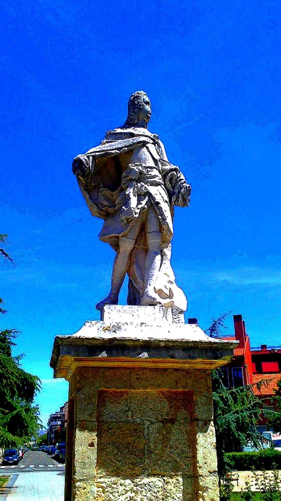 Estatua de Fernando VI