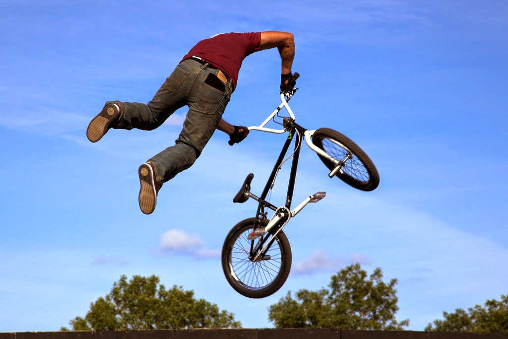 Olahraga Ekstrem Dan Komunitas Sepeda BMX Cibinong - BINARnews | Benar