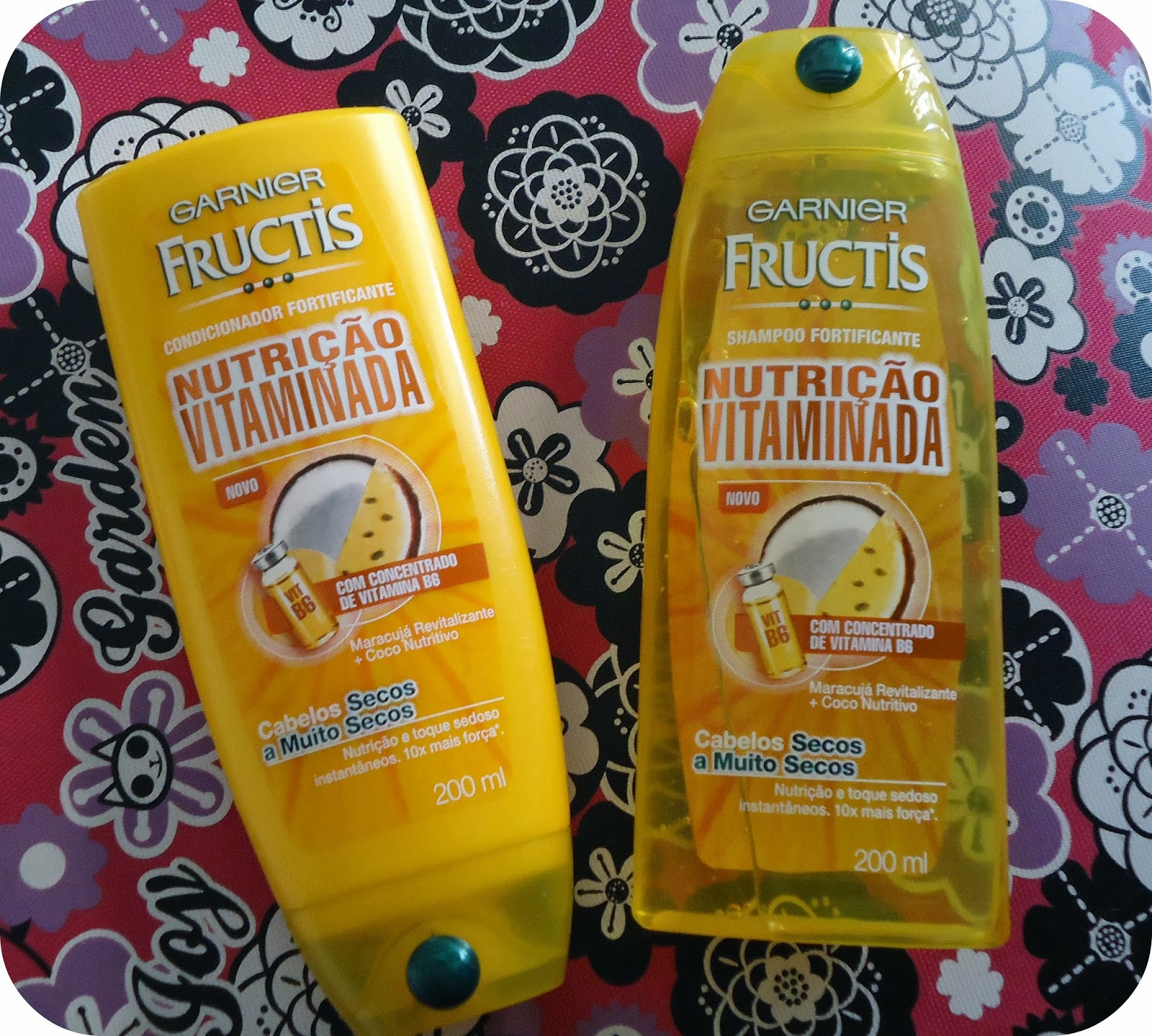 Cantinho da Ninna Me rendi! Shampoo e condicionador Garnier vitaminado.