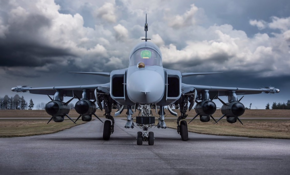 Saab%2BGripen%2BE%2BRBS-15%2Bmissile%2Bcolombia.jpg