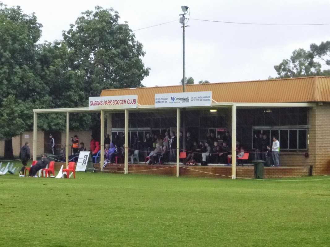 Der Fußball und seine Stadien! 21.09.2014 Coker Park, Cannington