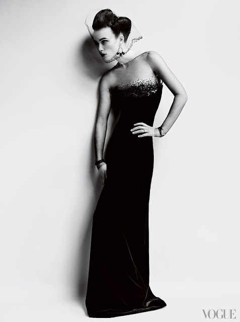 Keira Knightley and co-stars of Anna Karenina movie in Vogue | Jual