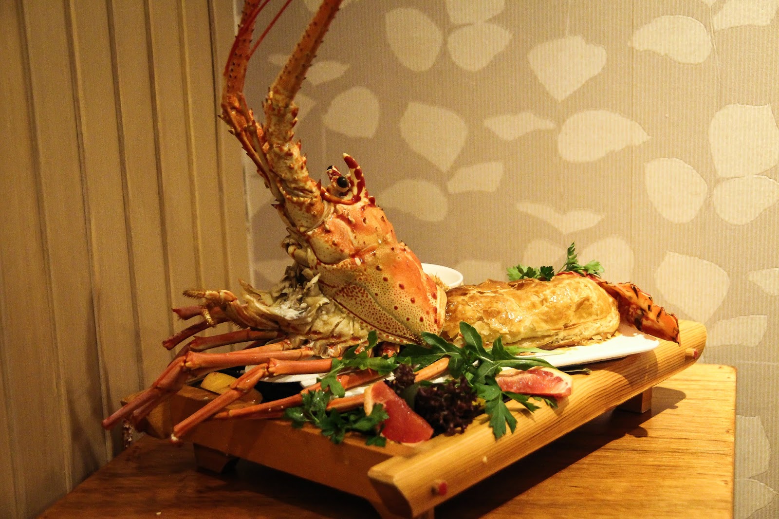 Union of Crabs and Lobsters Dinner Buffet