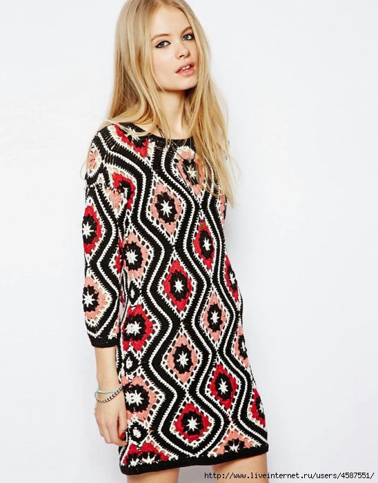 Tina's handicraft : long-sleeve crochet dress with motifs squares
