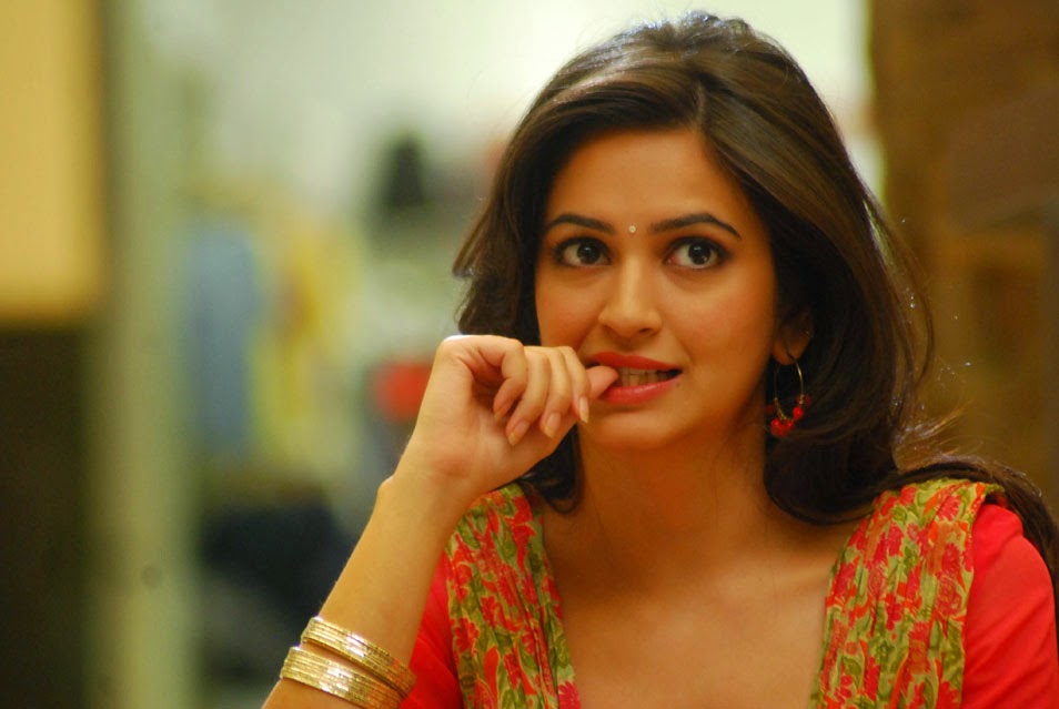 kriti-kharbanda-ram%2Bcharan.jpg
