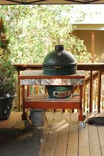 Big Green Egg table stone accents