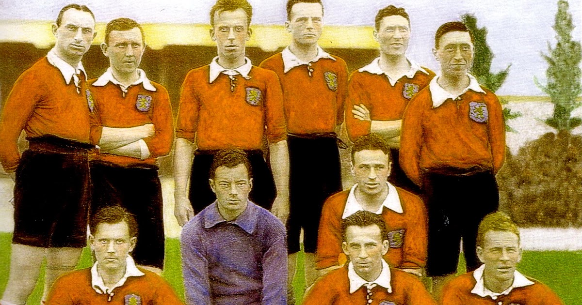 EQUIPOS DE FÚTBOL SELECCIÓN DE HOLANDA contra España 05/09/1920 Final por la Medalla de Plata EQUIPOS DE FÚTBOL SELECCIÓN DE HOLANDA contra España 05/09/1920 Final por la Medalla de Plata