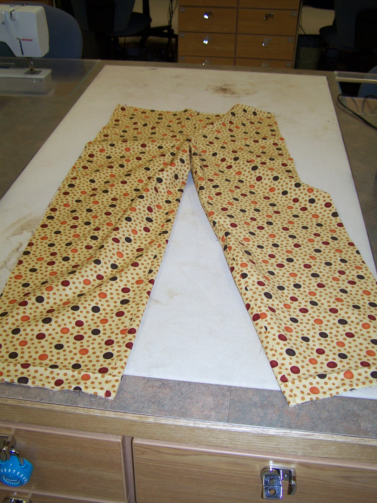 sewcreatelive Elastic Waist Pant Construction