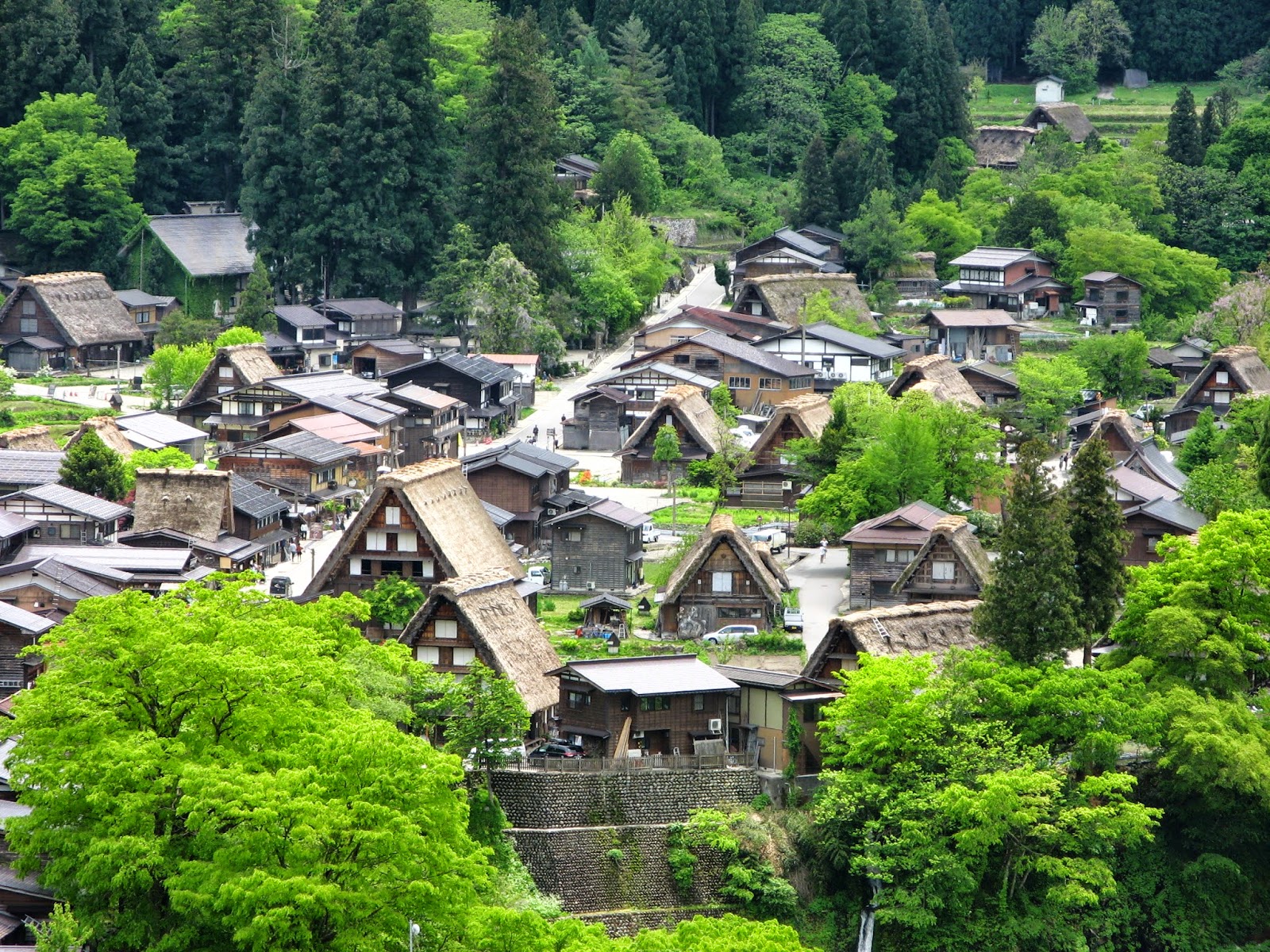 Shirakawa-gō village Japan @ in-all-places