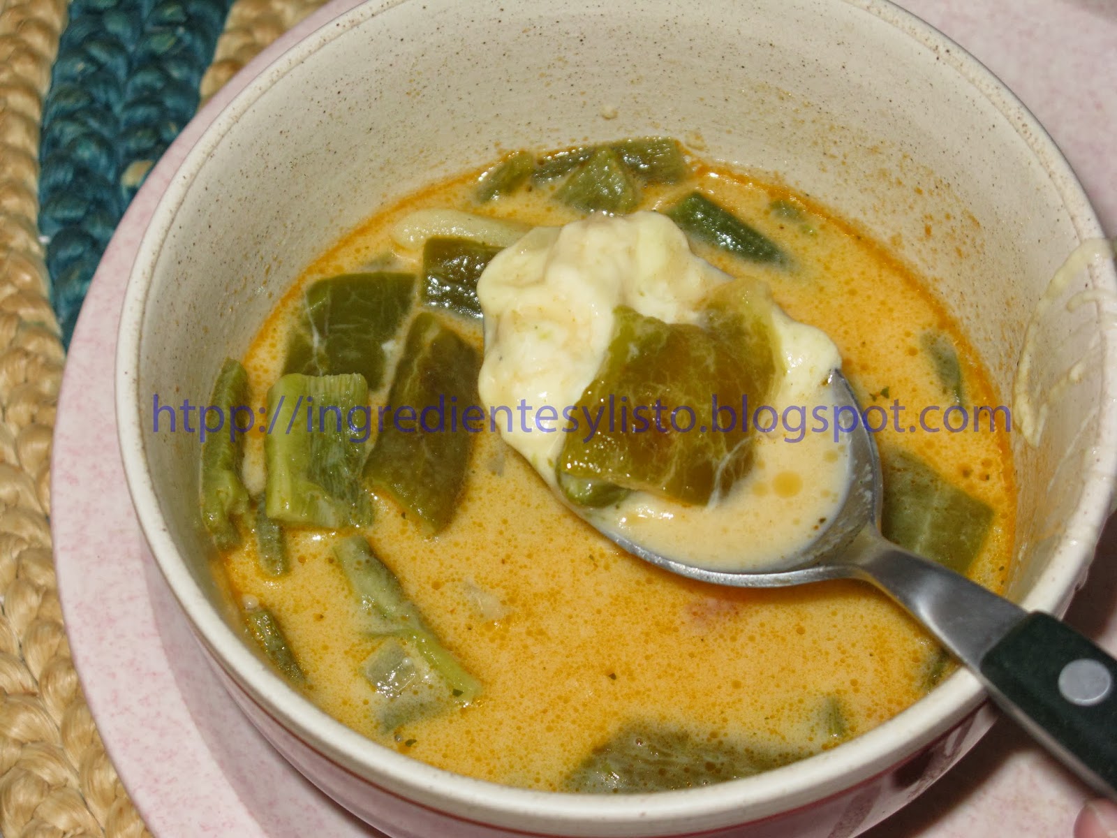 Ingredientes y ¡Listo! Chile con Queso