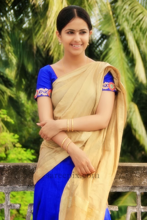 Avika-gor-half-saree-Uyyala-jampala-movi