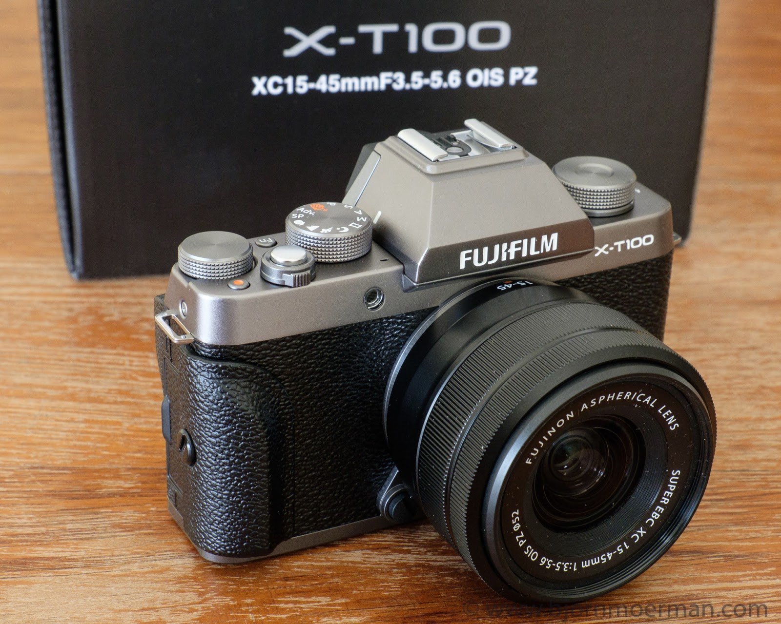 FIRST LOOK REVIEW FUJIFILM X-T100 and XC 15-45mm LENS