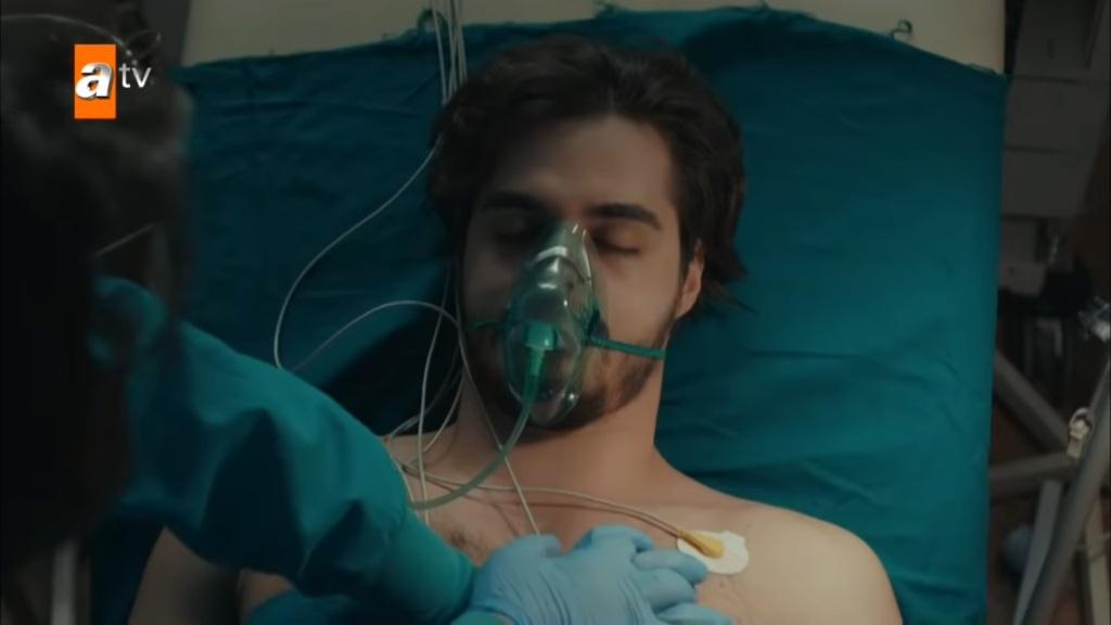 Łzy Cennet odcinek 80: Selim jest reanimowany! Mukaddes otrzymuje nakaz eksmisji! [Streszczenie + Zdjęcia]