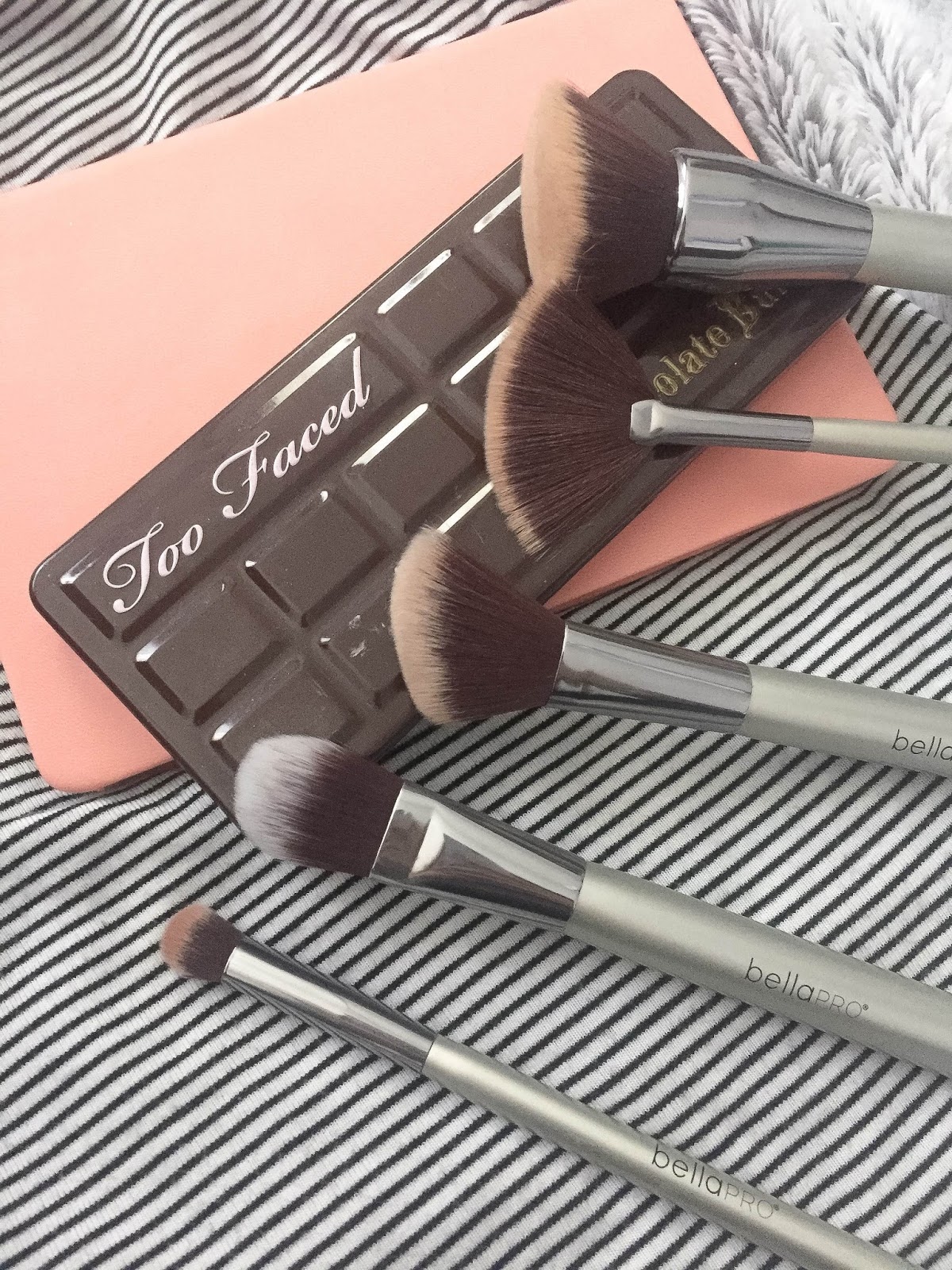 Review Bella Pro contour brush set Della Loves Nutella ♥