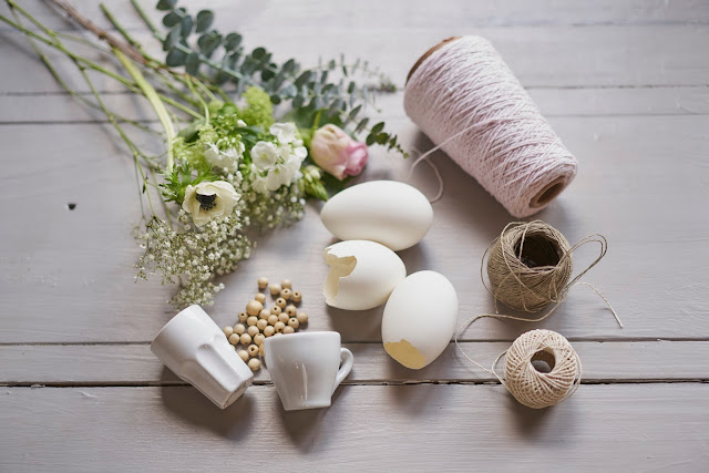 Auf der Mammilade|n-Seite des Lebens| Personal Lifestyle Blog | Anleitung fuer schwebende Espressotassen und Ostereier als Mini-Vasen und Pflanzgefaesse im einfach gemachten DIY-Makramee-Haengenest | Osterdeko und haengende Gaerten Auf der Mammilade|n-Seite des Lebens| Personal Lifestyle Blog | Anleitung fuer schwebende Espressotassen und Ostereier als Mini-Vasen und Pflanzgefaesse im einfach gemachten DIY-Makramee-Haengenest | Osterdeko und haengende Gaerten