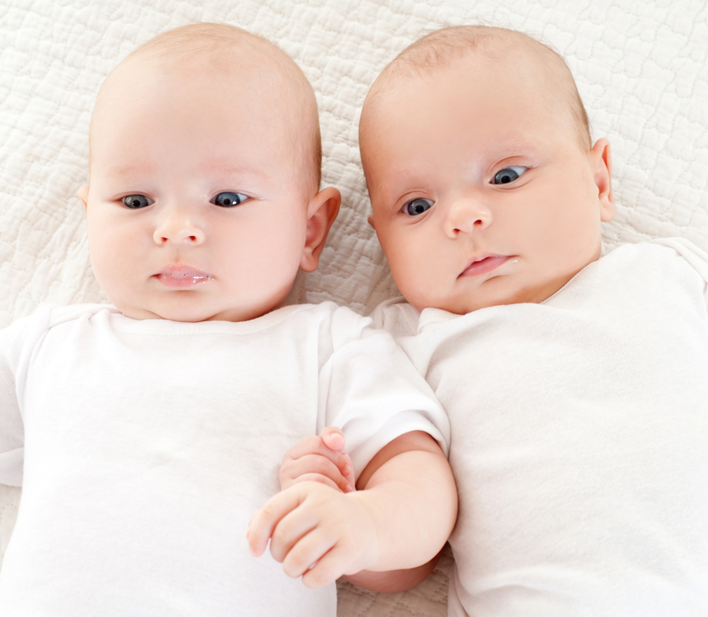 Very Early Signs and Symptoms of Having TWINS