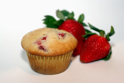 Healthy Strawberry Cinnamon Breakfast Muffins