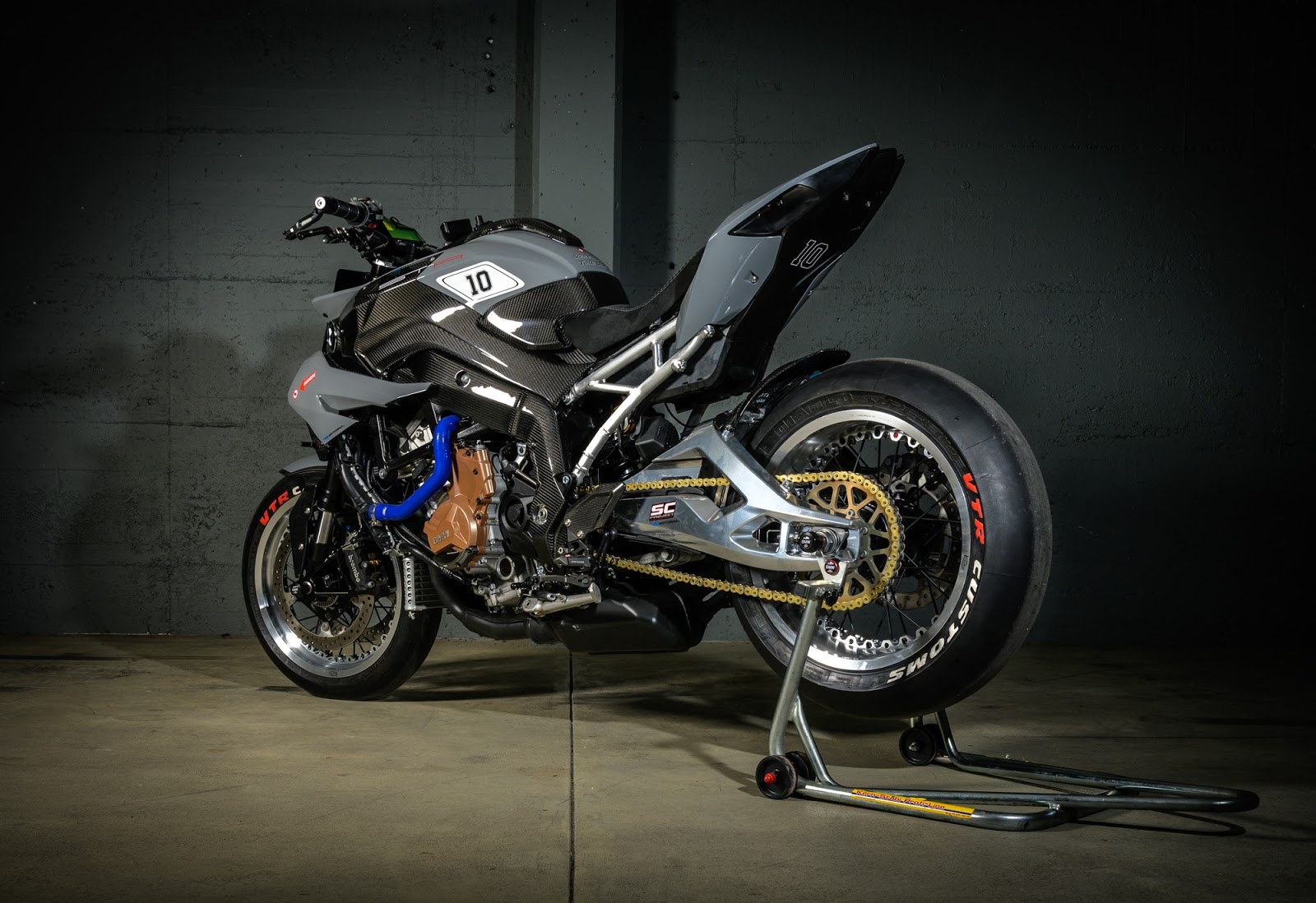 VTR Customs S1000 XR "STR 10" RocketGarage Cafe Racer Magazine