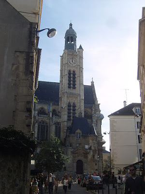 « Paris 5e - église Saint-Etienne-du-Mont 1 » par Ordifana75 — Travail personnel. Sous licence CC BY-SA 3.0 via Wikimedia Commons - https://commons.wikimedia.org/wiki/File:Paris_5e_-_%C3%A9glise_Saint-Etienne-du-Mont_1.jpg#/media/File:Paris_5e_-_%C3%A9glise_Saint-Etienne-du-Mont_1.jpg