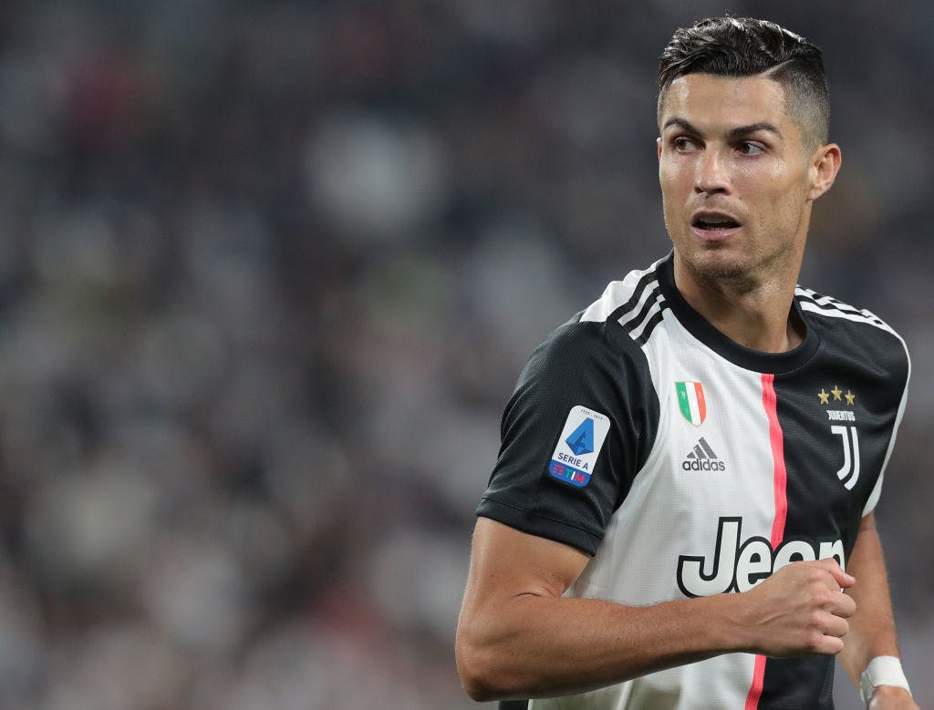 Artificial Física menú What The Juventus Adidas Deal Was Really Worth In 2018 - Footy Headlines