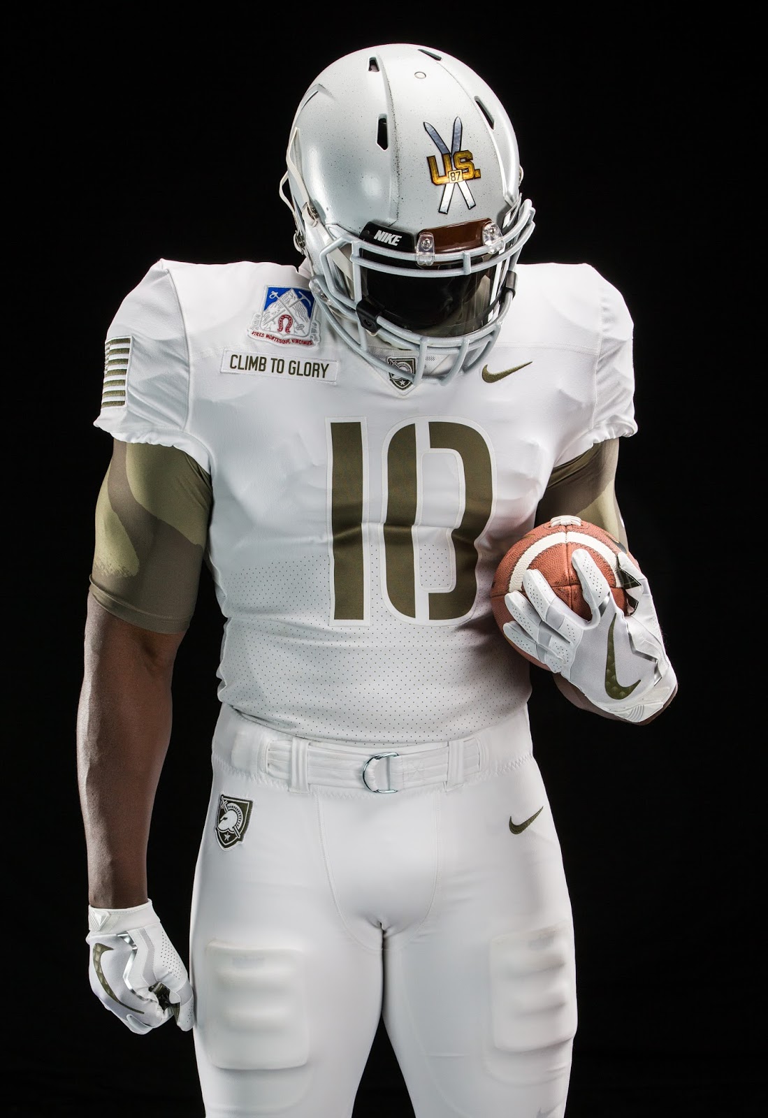 Army Unveils New Nike Uniforms for this Year’s ArmyNavy Game (Photos