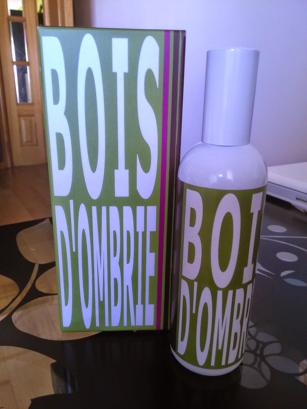 BOIS D`OMBRIE, EAU D`ITALIE