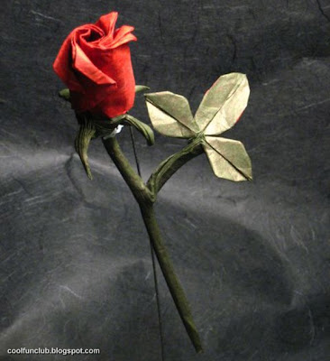 Origami o papiroflexia Rosa con papiroflexia