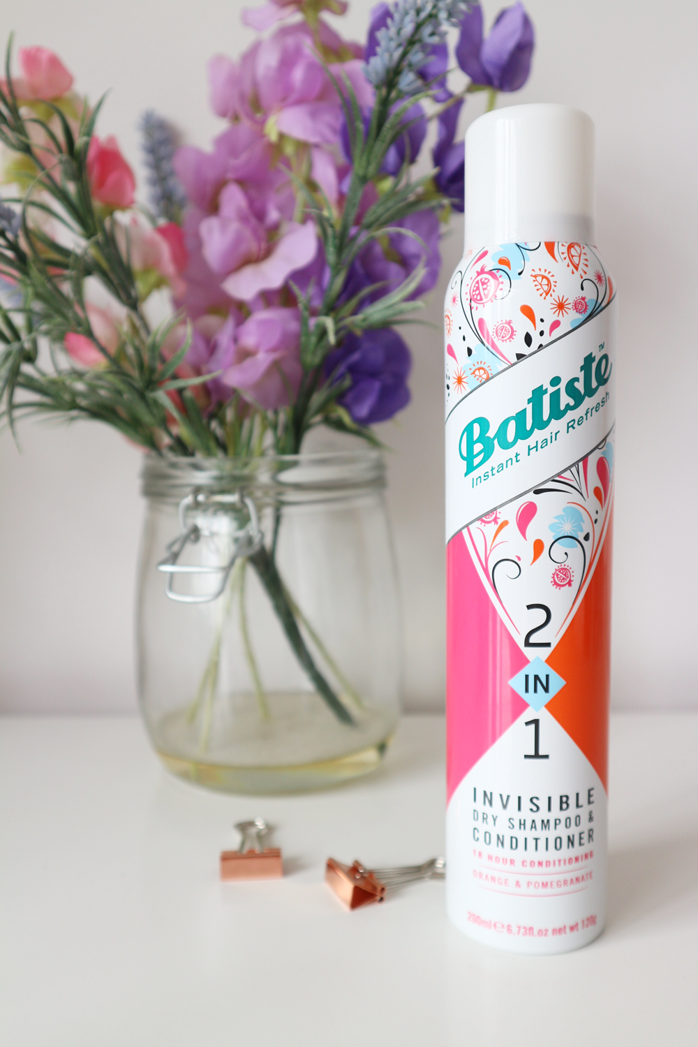 Batiste 2 In 1 Invisible Dry Shampoo and Conditioner // LUCYCOLE