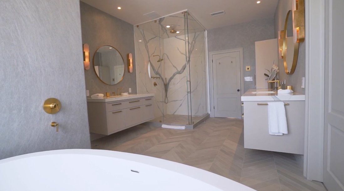 42 Interior Design Photos vs. 501 Riviera Isle Dr, Fort Lauderdale, FL