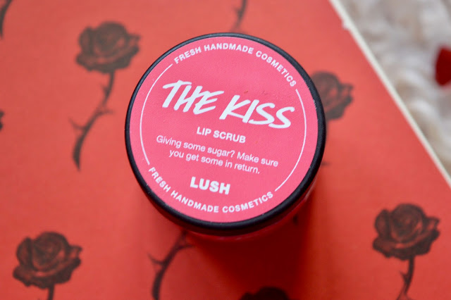 lush the kiss lip scrub