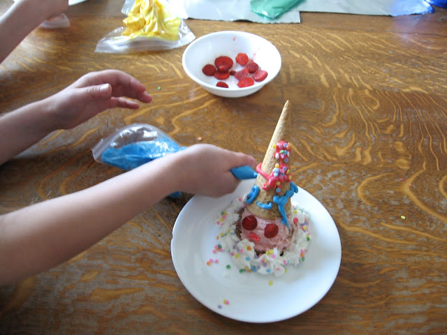 Almost Unschoolers: Summer Fun Day 45 - Ice Cream Cone Clowns