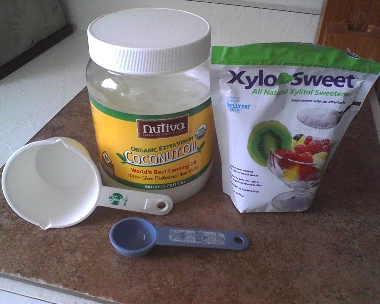 Simply 'River' Homemade Toothpaste with Xylitol and Coconut Oil