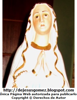 Virgen María Imagen de la Virgen María rezando de Jesus Gómez