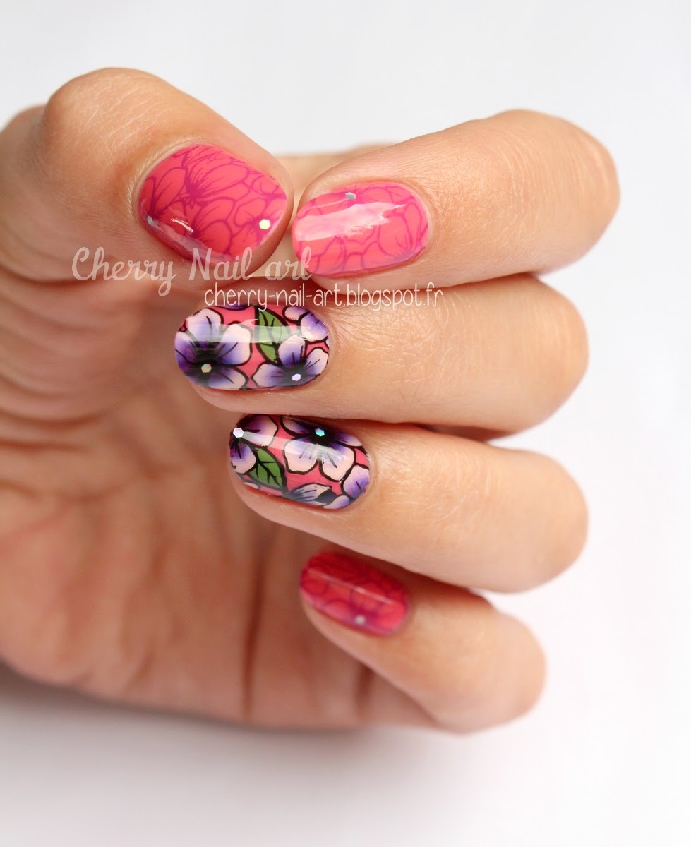 nail-art-reverse-stamping-one-stroke-fleur-yours