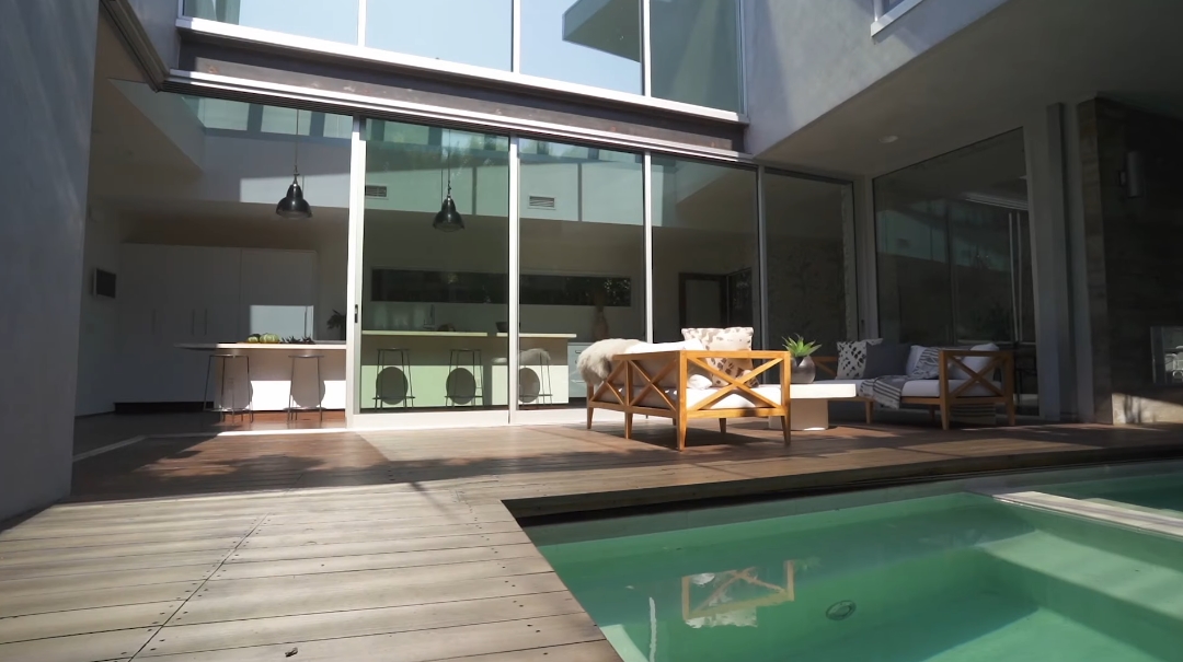 41 Interior Design Photos vs. 720 Indiana Ave, Venice, CA Luxury Home Tour