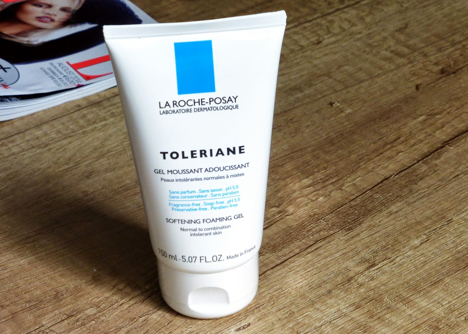 BeautySVIT Best cleanser in lazy girl's life Review of La Roche