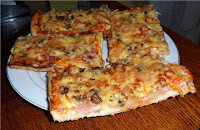 русская домашняя пицца с грибами
