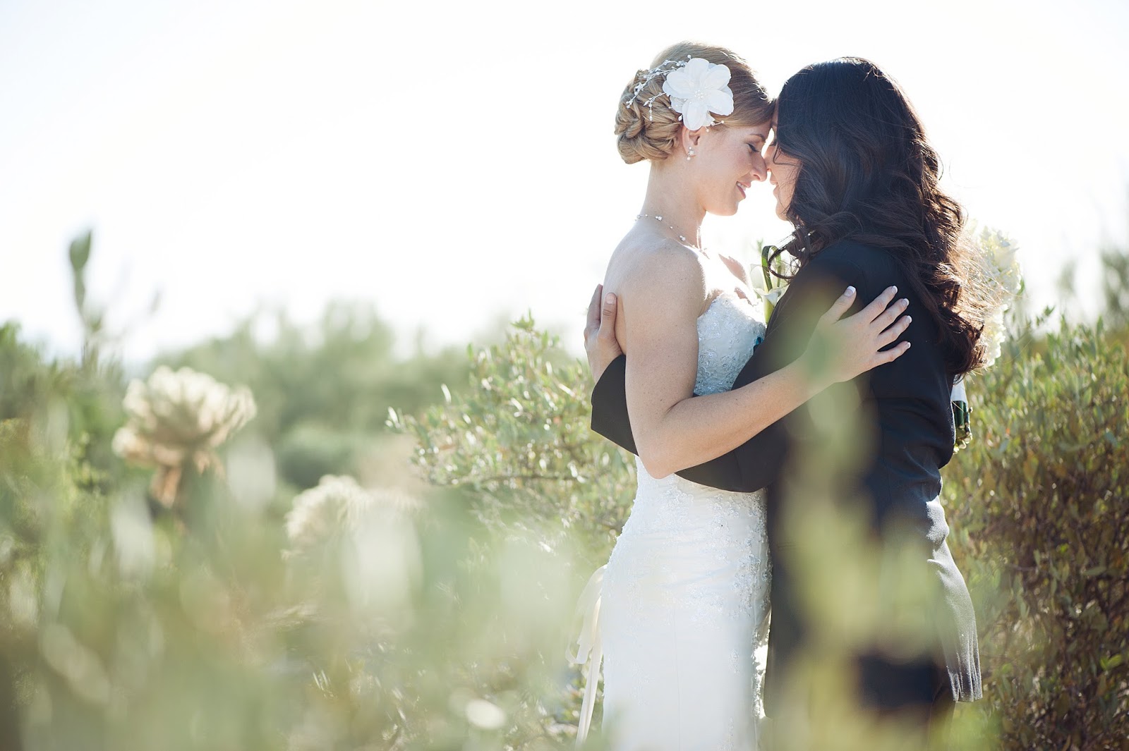 lesbian wedding planners Anna nicole smith licks pussy