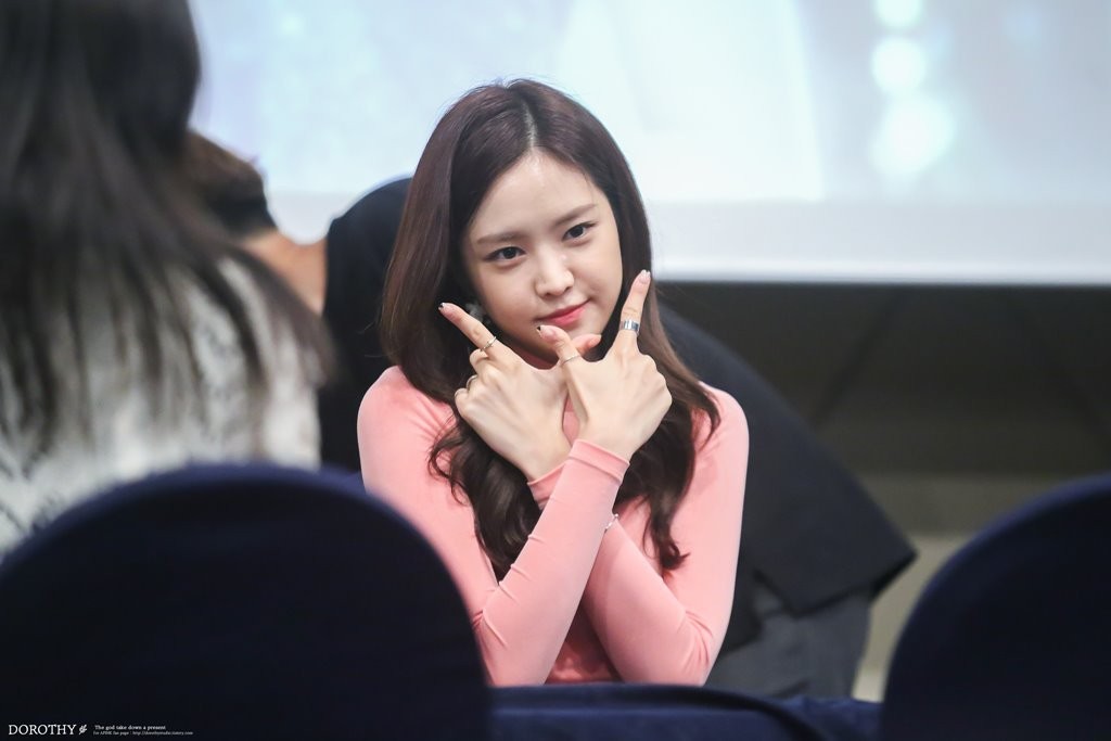 Naeun A Pink Cute Moments - Asian Beauty Image