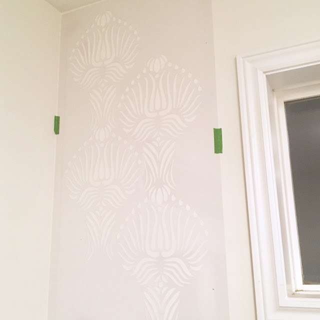 Tips to stencil a wall - one room challenge