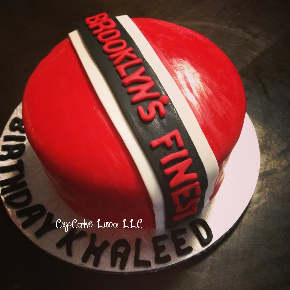 CupCake Luna LLC Cakes