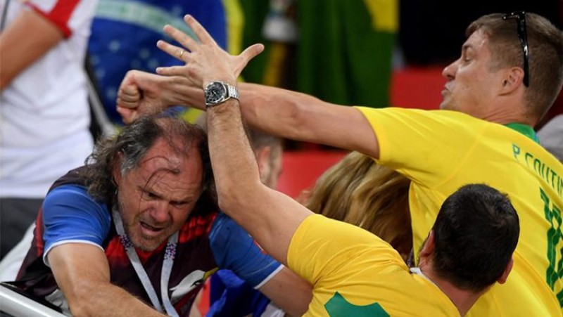 Wanita Jadi Korban Kerusuhan Suporter di Laga Brasil vs Serbia