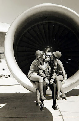 kissing stewardess